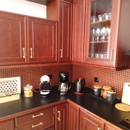 La Maison De Catherine * فولوس