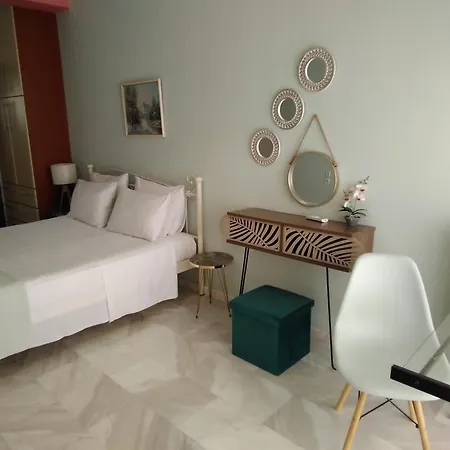 La Maison De Catherine * فولوس