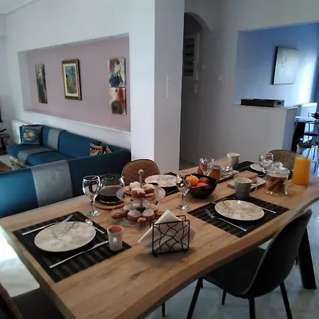 La Maison De Catherine * Volos